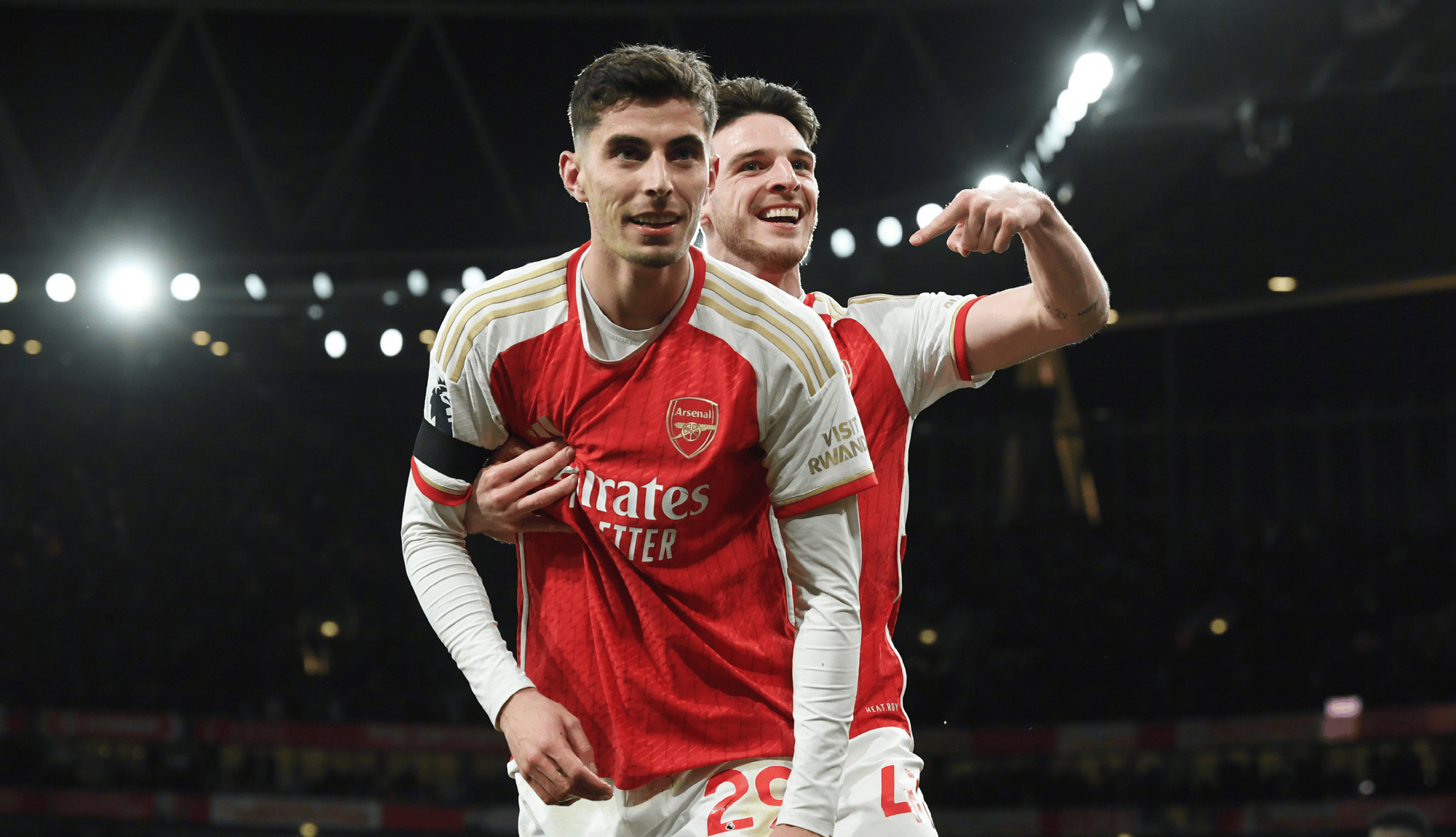 包含德国杯清晨再迎强敌，底特律活塞再遭质疑，主帅态度：更衣室稳定，身体对抗强度拉满的词条