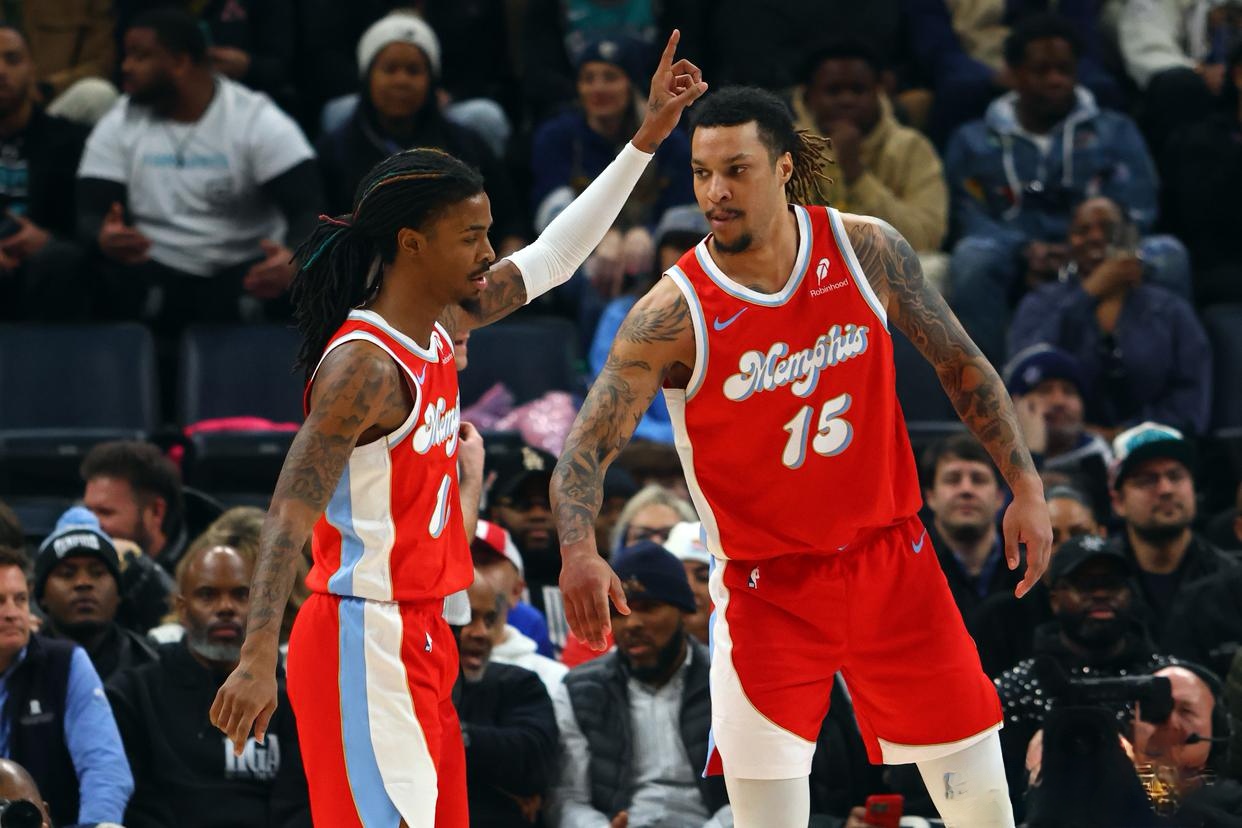 LOL菠菜竞猜 -冲刺阶段体能课后，孟菲斯灰熊豪取连胜备战NBA总决赛，气氛紧张，身体对抗强度拉满的简单介绍