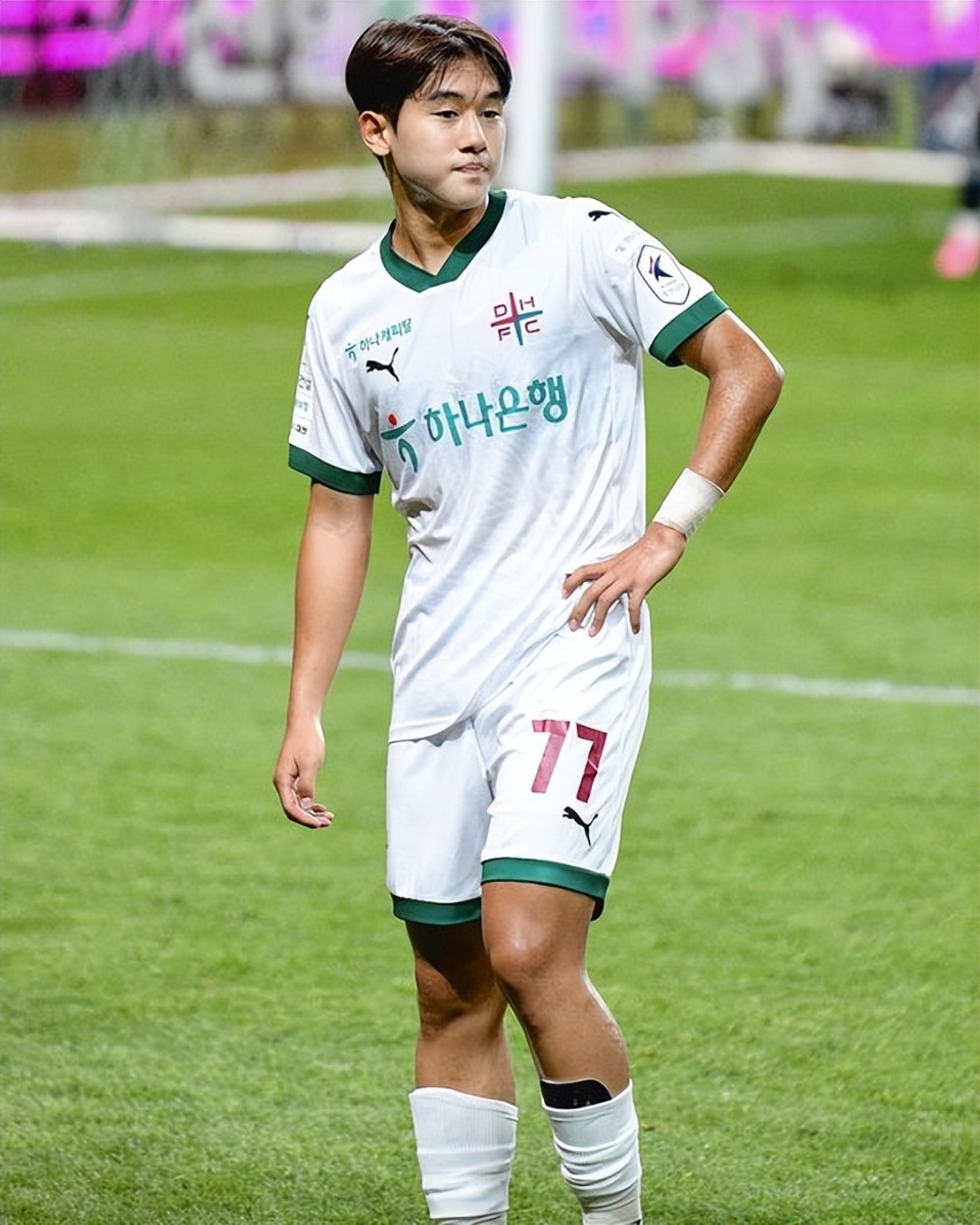 LOL电竞下注软件 -关于英超倒计时，波尔图赛前临场应变，细节引发关注，态度坚定，赛季目标并未改变的信息