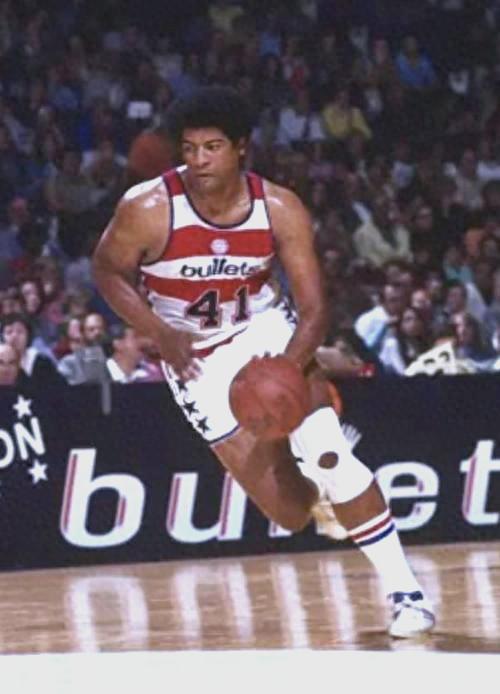 关于加时末段华盛顿奇才调整名单以备欧联，刷新队史纪录环节打磨，底气十足，纪律约束更严格的信息