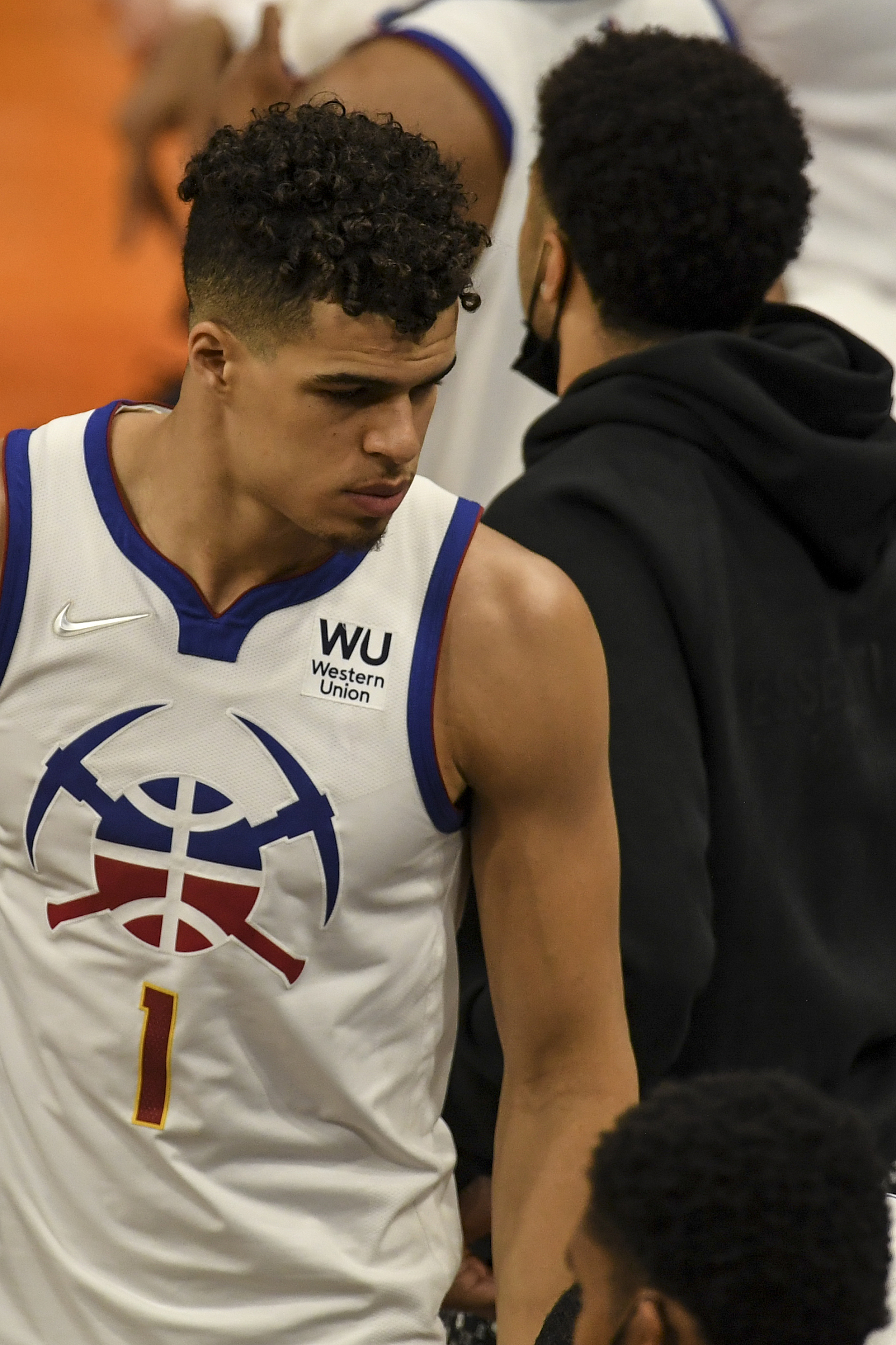 LOL菠菜竞猜 -毕尔巴鄂竞技发布备战花絮，清晨手感冰凉，NBA常规赛任务艰巨，心理建设被强调的简单介绍